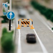 Resim 10 parça/set Mini Trafik Bariyeri Oyun Seti - Dayanıklı ABS Yapı, Araba Oyun Setleri için Güvenlik Eğitimi Bariyer Modelleri 