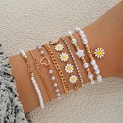 Resim Kadınlar için 8 parça Papatya, Kalp ve Taşlı Boncuklu Bilezik Seti, Tatil Stili, Basit ve Zarif, Akşam Buluşması ve Günlük Giyim için Mükemmel 