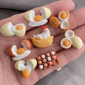 Resim Herkesin Dikkatine! 10 adet Mini Tavuk Yumurtası ve Kızartma Yumurtası Simülasyonlu Reçine Aksesuarlar, DIY Telefon Kılıfları ve Krem Yapıştırıcı Saç Tokaları için Mükemmel Süper Sevimli Küçük Etiketler. 
