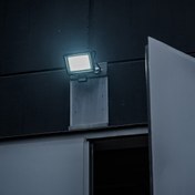 Resim LED Dış Mekan Hareket Sensörlü Projektör - 5800 lm, IP65, 6500K 