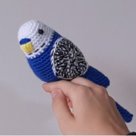 Resim nildamigurumi Amigurumi Kuş Oyuncak Muhabbet Kuşu Lacivert KIrçıllı 