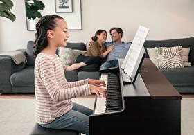 Resim Kawai CN301B Siyah Dijital Piyano 