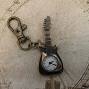 Resim Klasik Vintage Gitar Cep Saati Yaratıcı Bronz Anahtarlık Yenilik Kuvars Saat Araba Anahtarlık Kolye Çanta Aksesuarları Mezuniyet Hediyesi Hemşire Saati 