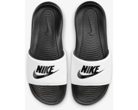Resim Nike Victori One Gri Erkek Terlik CN9675-005 Hafif Yapı ve Konforlu Tasarım ile Günlük Kullanım İçin 