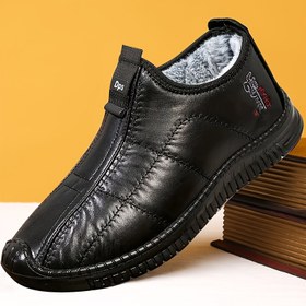 Resim Erkekler İçin Tüm Mevsim Casual Slip-On Kar Botları, Tek Renk, Kısa Bot Yüksekliği, Rahat Kalın Taban, Sıcak Yünlü Astar, Kaymaz PU Taban, Kumaş İç Malzeme, PU Üst ve Taban ile 