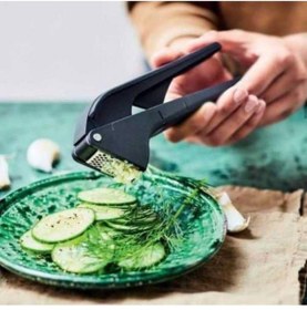 Resim Tupperware Sarımsak Ezici 