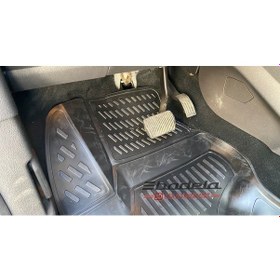 Resim Ford Kuga 2019-2023 Arası 3d Kauçuk Havuzlu Paspas Kokusuz 