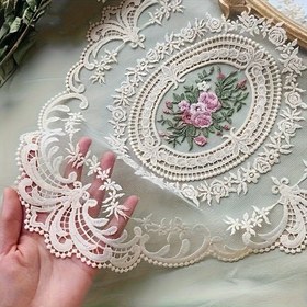Resim 1 Adet Şık Vintage Esintili Fransız Dantel Servis | Çiçek Desenli El Yapımı Nakışlı Masa Matı | Naylon, Ev Yemek Dekoru & Çay Partileri İçin Mükemmel | 14 Yaş ve Üzeri İçin Uygun 