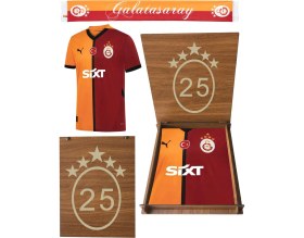Resim Galatasaray Orijinal 2024/2025 5 Yıldız Iç Saha Parçalı Forma Atkı ve Hediyelik Ahşap Kutulu 