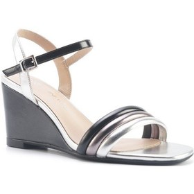 Resim Nine West Jorge 5fx Gri Kadın Dolgu Topuk Sandalet 000000000101928854 Gri 