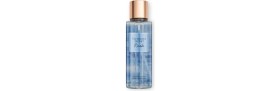 Resim Victoria's Secret Rush Vücut Spreyi 250 ml Tutkulu Orman ve Kara Mandalina Notalarıyla Ferahlatıcı 