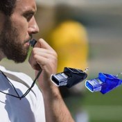 Resim 1 adet Profesyonel Sinek Eğitim Zil - Yüksek Frekanslı, Şeffaf ve Dayanıklı Hakem Çağrısı Futbol, Ragbi, Ragbi Eğitim için - Koçlar için Noel Hediyesi, Spor Tiyatro için Gereklidir, Sinek Eğitim Zili, Noel Hediyesi Ürün, Şık Tasarım, Dayanıklı Malzeme 