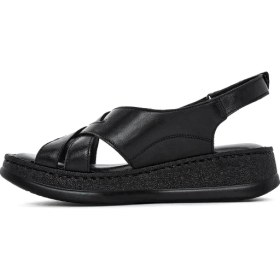 Resim Derimod Kadın Siyah Bilekten Bantlı Kalın Tabanlı Deri Comfort Sandalet 26SFD320618 