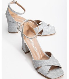 Resim Büyük Numara Kadın Topuklu Sandalet Çapraz Gümüş Bantlı Baretli-3861 Gümüş 