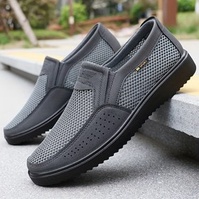 Resim Erkekler için Günlük Kayma-On Sneakerlar - Nefes Alabilir File Üst, Kaymaz TPU Taban, Rahat Kumaş Tabanlık, Tüm Gün Giyim için Cırt Cırt Bantlı Düz Siyah 