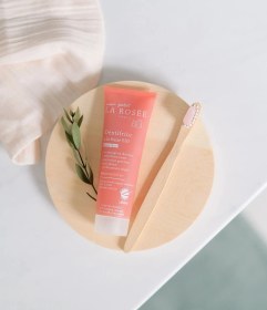 Resim La Rosee Paris Mon Petit Organik Çilekli Çocuk Diş Macunu 50 ML 