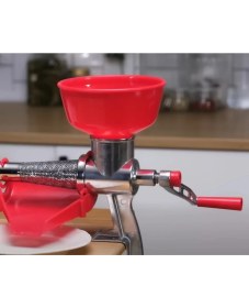 Resim Kırmızı Ev Tipi Alüminyum Gövdeli Salça Makinesi, Pratik Kullanım Sağlar 
