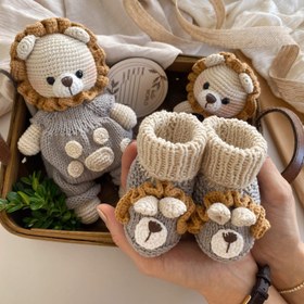 Resim Amigurumi Tulumlu Aslan Bebek Seti Gri - Patik 