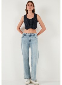 Resim Lela Slim Fit Kalp Yaka Düğmeli Kalın Askılı Crop Bayan Yelek 5865497 Lacivert Çizgili 