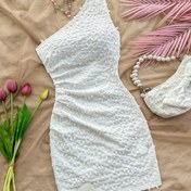 Resim Kadınların Seksi Asimetrik Tek Omuzlu Mini Elbisesi - Tekstürlü Kumaş ile Beyaz, Kolsuz, Örgü Polyester Karışımı, Bahar/Yaz için Mükemmel, Vücut Tipine Uygun Stil, Zarif Aksesuarlar Dahil, Bahar Yaz Elbisesi | Asimetrik Yaka | Örgü Tekstür 