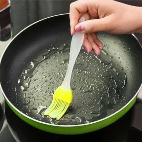 Resim Sarı Silikon Yağ Fırçası – Çok Amaçlı, Farklı Renk Seçenekleriyle Dayanıklı Mutfak Yardımcısı 