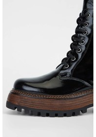 Resim Tamer Tanca Kadın Hakiki Deri Siyah Rugan Casual Bot 775 2315 Bn Bot Sk23/24 Sıyah Krsk Rgn Siyah 