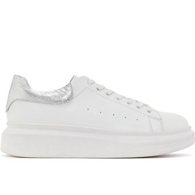 Resim Derimod Kadın Beyaz Bağcıklı Kalın Tabanlı Deri Sneaker, Kışlık Spor Ayakkabı 25AFD220518 
