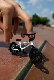 Resim TOYFEST Tech Deck BMX Bisikleti Cult Beyaz Gerçek Metal Çerçeve Parmak Bisiklet Oyuncak Model 12 