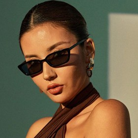 Resim Kadınlar için şık, hafif plastik çerçeveli, yansıtma önleyici PC mercekli, her gün moda ve kullanım için mükemmel olan 1 çift şık büyük kare gözlük 