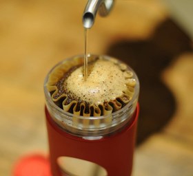 Resim Cafflano Go-Brew Kahve Demleme Şişesi, Krem 