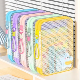 Resim 1 adet Şeffaf Görünür Dosya Çantası - Tabletler, A4 Kağıt, Kitaplar ve Kırtasiye için Büyük Kapasiteli Çok Katmanlı Düzenleyici - Dayanıklı Taşınabilir Dosya Kutusu, Askılı ve Yıldız Aksesuarları ile, Masa, Okul Malzemeleri, Eğlenceli Tasarım, Sağlam Yapı, Kalemlik İçeren Kalemlik, Bölme İçeren Kalemlik, Kalemlik Bölücü, Dosya Klasörü, Belge İçin Dosya, Belge İçin Dosya Düzenleyici 