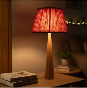 Resim Lennox Ahşap Gövde Pileli Kırmızı Başlık Dekoratif Abajur Ahşap - Kahverengi 