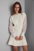 Resim Taşlı Tül Kollu Ekru Triko Kazak 
