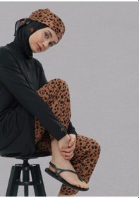 Resim Mayovera Kaplan Desenli Mayo Bej Pantolon Siyah 