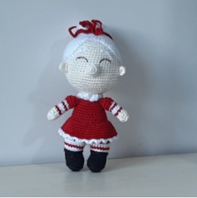 Resim nildamigurumi Amigurumi Örgü Oyuncak Yılbaşı Noel Anne 
