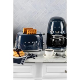 Resim smeg 50's Style Navy Blue Ekmek Kızartma Makinesi 
