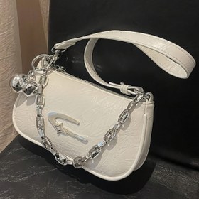Resim Metal Yıldız ve Zincir Detaylarıyla Şık Beyaz Çapraz Çanta - Ayarlanabilir Askı, Fermuar Kapanışı, Polyester Astar - Günlük Kullanım, Ofis, İşe Giderken İdeal | Arkadaşlar İçin Mükemmel Hediye, Festivite Uygun Aksesuar | Zincir Askılı Çanta | Fermuarlı Kapanış 