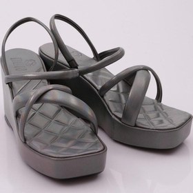 Resim Dgn 810 Kadin Dolgu Taban Çapraz Bantli Sandalet 810-2303-R1534 Siyah 