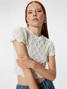 Resim Dokulu Crop Tişört Asimetrik Kısa Kollu Yuvarlak Yaka Slim Fit 