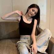Resim Kadınlar için Göğüs Desteği Dahili Askısız Camisole Üst - Omuz Açık Kırpma Üst, 3 Renk (Siyah/Gri/Beyaz), Kolsuz Makinede Yıkanabilir Şık Üstler Katmanlı Giyim veya Tek Başına Kullanım İçin, Rahat Kesim 