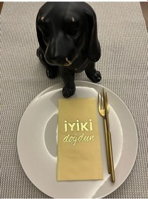 Resim Gold Yaldızlı Sarı İyi Ki Doğdun Baskılı Garson Katlama Peçete 16 Adet 