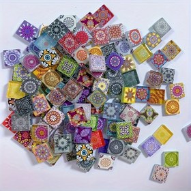 Resim 200 gram / 7.05 ons parlak Mandalora Kare Cam Mozaik Tuğlaları - Renkli Karışık Kabartma Etkisi, Çeşitli Çiçek ve Geometrik Desenler, Ev Dekoru ve DIY El Sanatları için Mükemmel, DIY El Sanatları Malzemeleri | Parlak Mozaik Tuğlaları | Dayanıklı Cam Tuğlalar, Ev Dekoru için Mozaik Tuğlalar 
