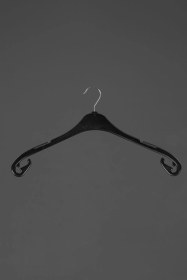 Resim Plastik Elbise Askısı 