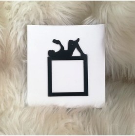 Resim Kitap Okuyan Kız Priz Çerçevesi 