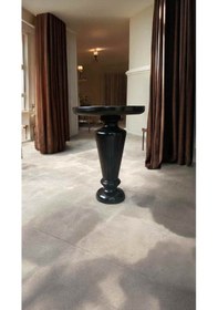 Resim Siyah Renk Masif Ahşap Tekli Yan Sehpa Doğal Mantar Sehpa Modeli Siyah 