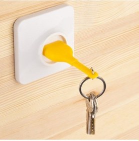 Resim Buffer Yapışkanlı Priz Görünümlü Kapı Duvar Tipi Anahtarlık Askılık Diğer 