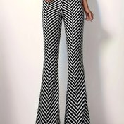 Resim Kadınlar için Baskılı Geniş Paça Pantolon - Esnek, Makinede Yıkanabilir, Siyah Beyaz Geometrik Desenli, İlkbahar/Yaz İçin Mükemmel, Esnek Kumaşlı Şık Pantolonlar 