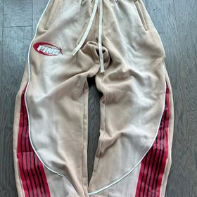 Resim Kadınlar için Y2K Harf Baskılı Renk Bloklu Düz Paça Pantolon - Bej & Kırmızı Kontrastlı Günlük Pantolon Ayarlanabilir Bel İpi, Makinede Yıkanabilir Her Mevsim Rahat Giyim İçin Lounge Pantolon, Vintage Esintili Tasarım, Yumuşak Kumaş Yapısı 