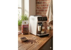 Resim Philips 5500 Serisi Lattego Tam Otomatik Espresso Makinesi - Silentbrew - 20 Sıcak Soğuk Içecek + 2kg Çekirdek Kahve 