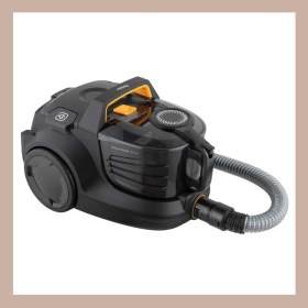 Resim Fakir Toz Torbasız Elektrikli Süpürge Sadece Evinizin Zeminlerini Değil, Havayı Da Temizleyen 3'lü Filtreleme Sistemi ile Öne Çıkar. 890W Siyah 